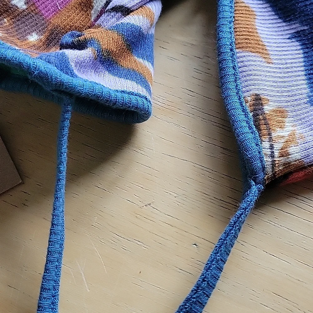 ANIMATED CLOSET MITTENS